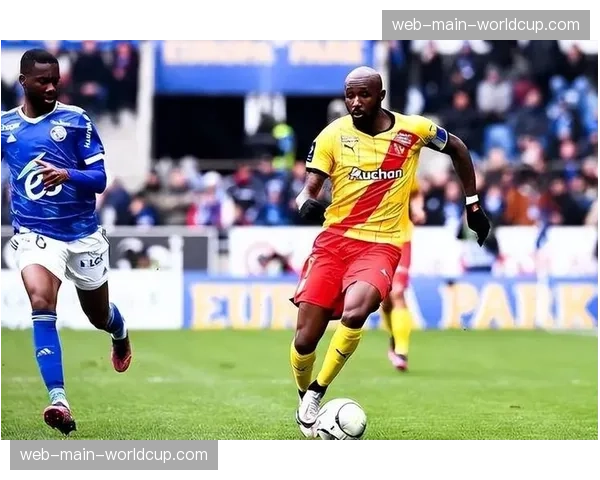 Canal+与法甲联盟就2026-2027赛季转播权开启新一轮谈判